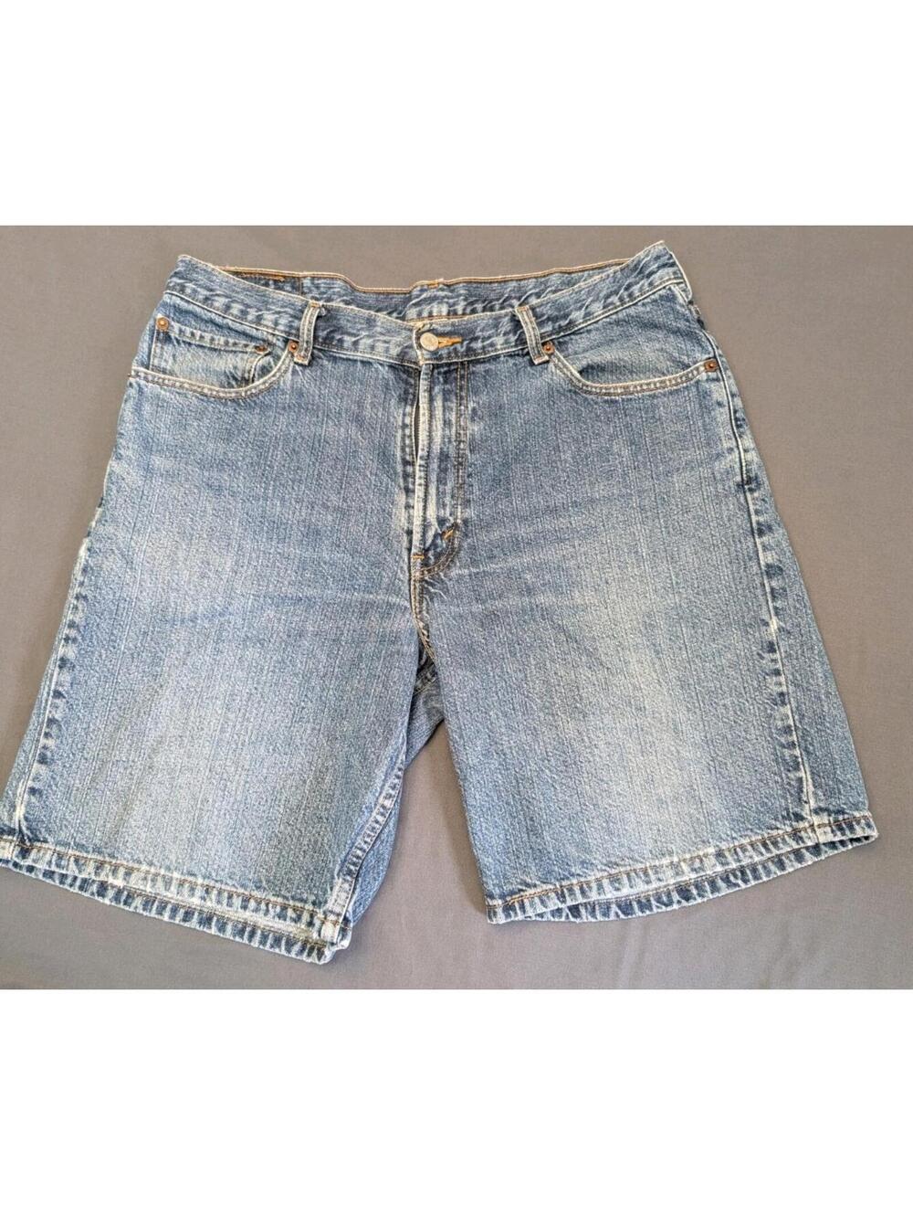 Levi's 550 Jean Shorts Mens 38 Blue Medium Wash Relaxed Fit Casual